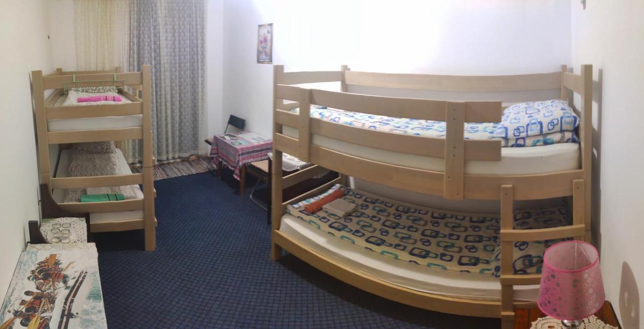 Privatni Smjestaj "Mratinje" Guest House Pluzine Exterior photo