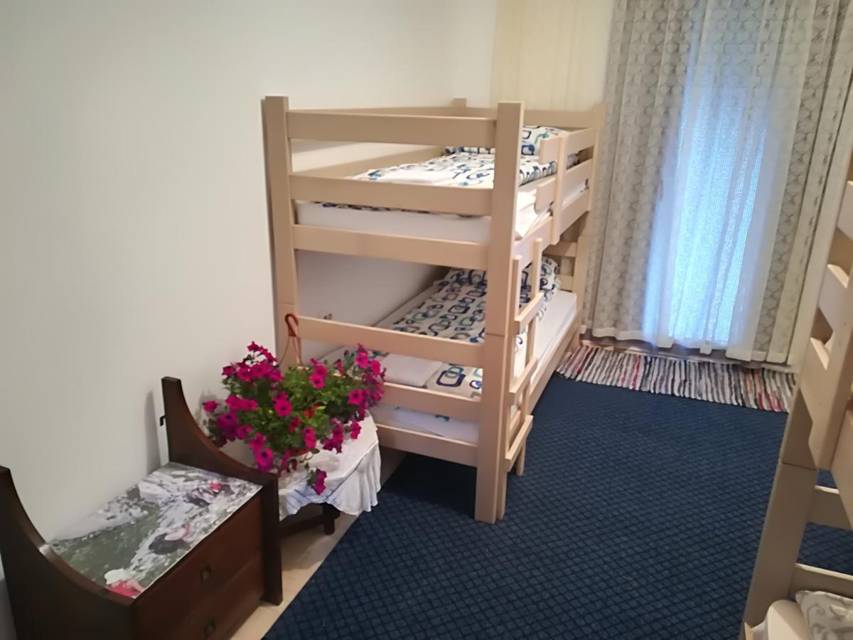Privatni Smjestaj "Mratinje" Guest House Pluzine Exterior photo